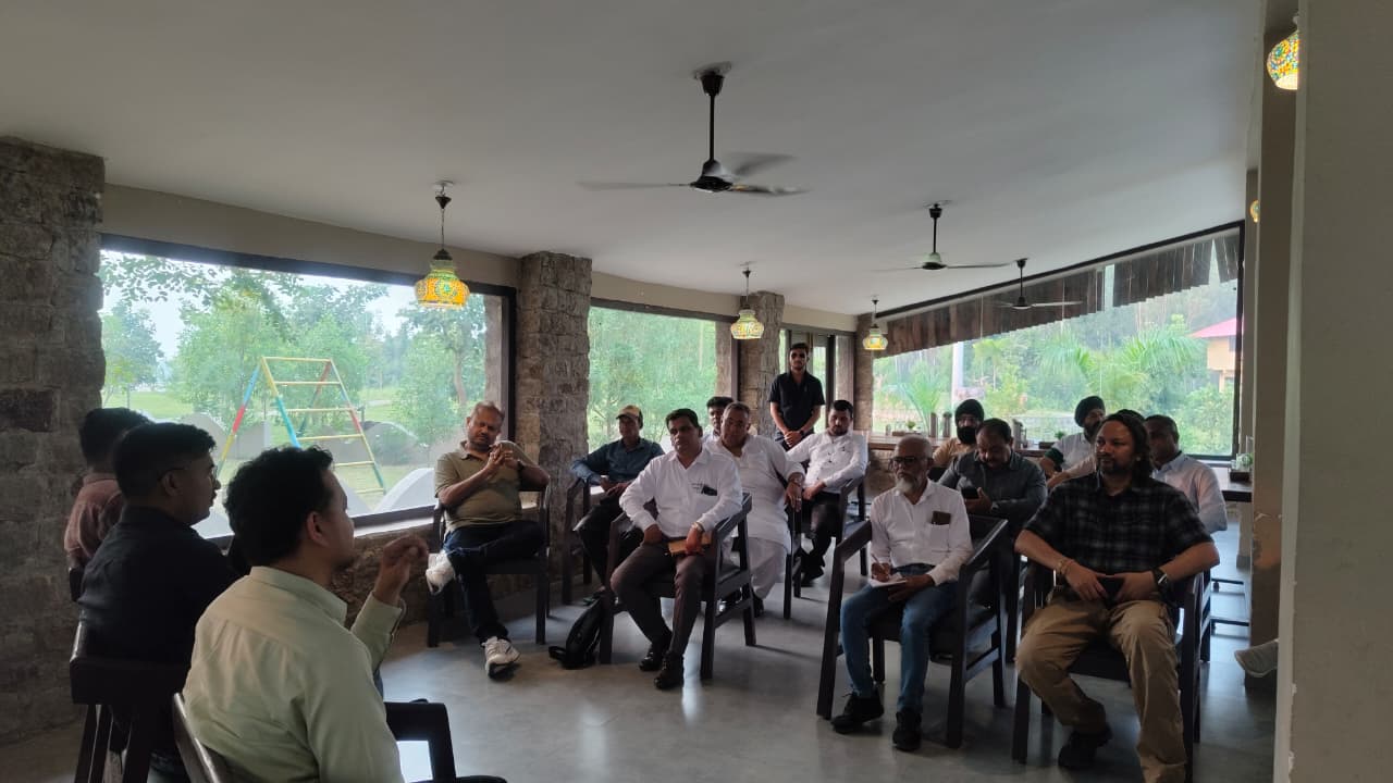 सिरपुर–बारनवापारा में पर्यटन को बढ़ावा देने रिसॉर्ट एवं होमस्टे संचालकों के साथ बैठक आयोजित…